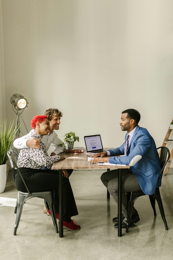Conseil en finance et risques réglementaires : principes clés et stratégies